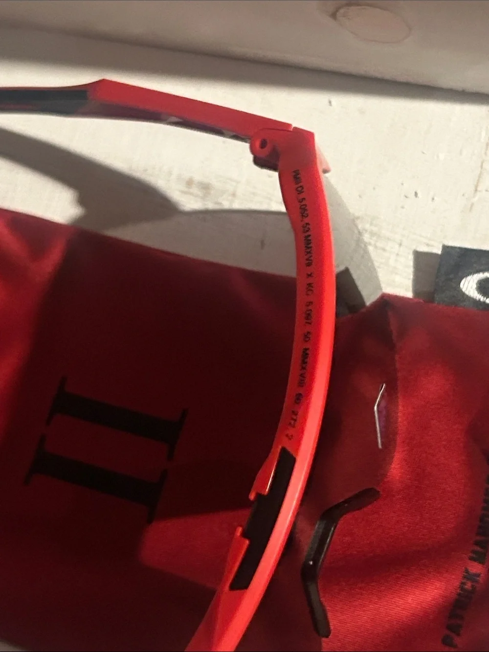 Oakley sutro lite